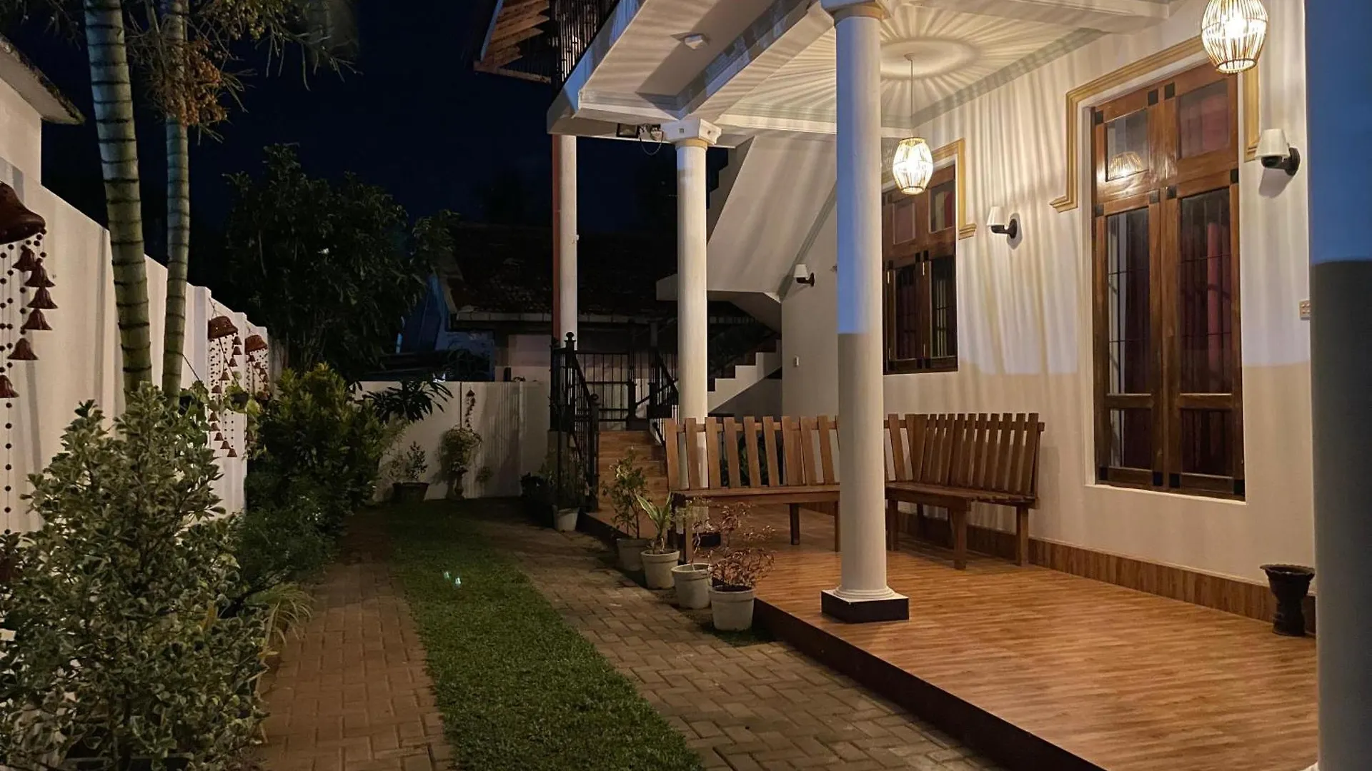 Blissfam Villa & Hostel Negombo Bed & Breakfast