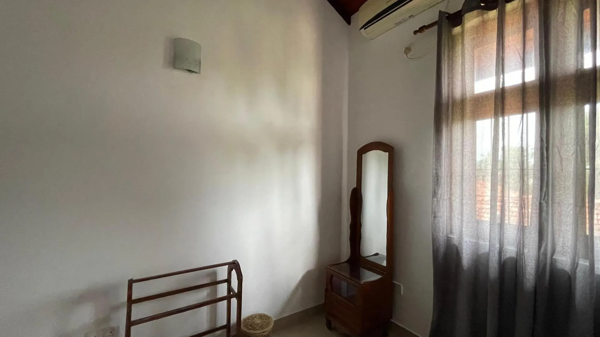 Blissfam Villa & Hostel Negombo 0*,  Šrí Lanka