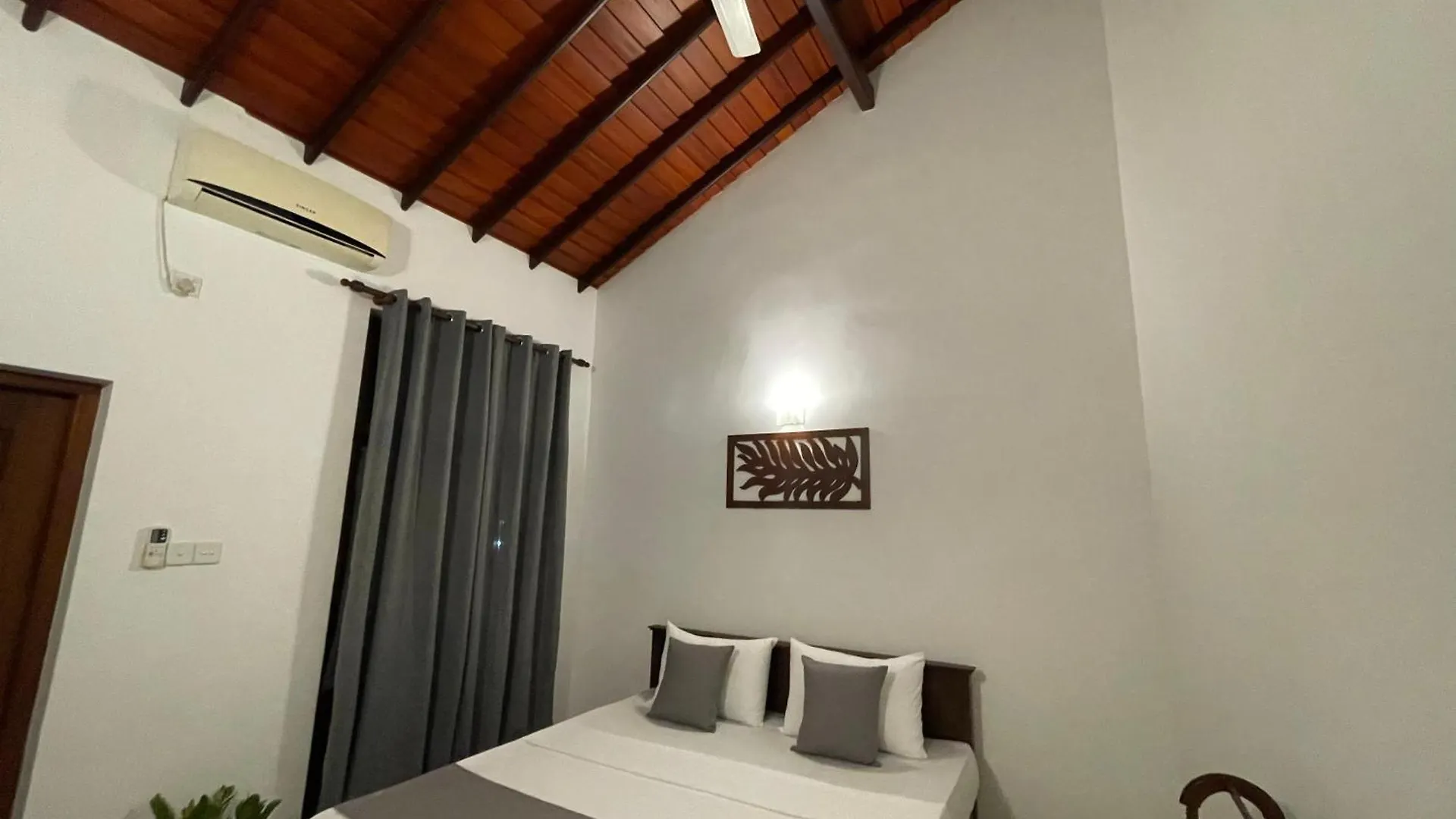 Blissfam Villa & Hostel Negombo Bed & Breakfast