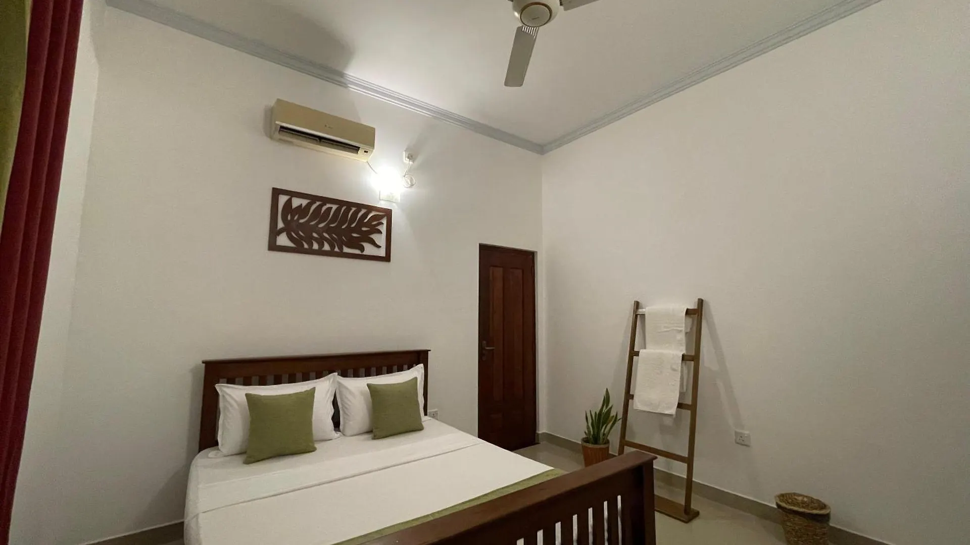 Bed & Breakfast Blissfam Villa & Hostel Negombo