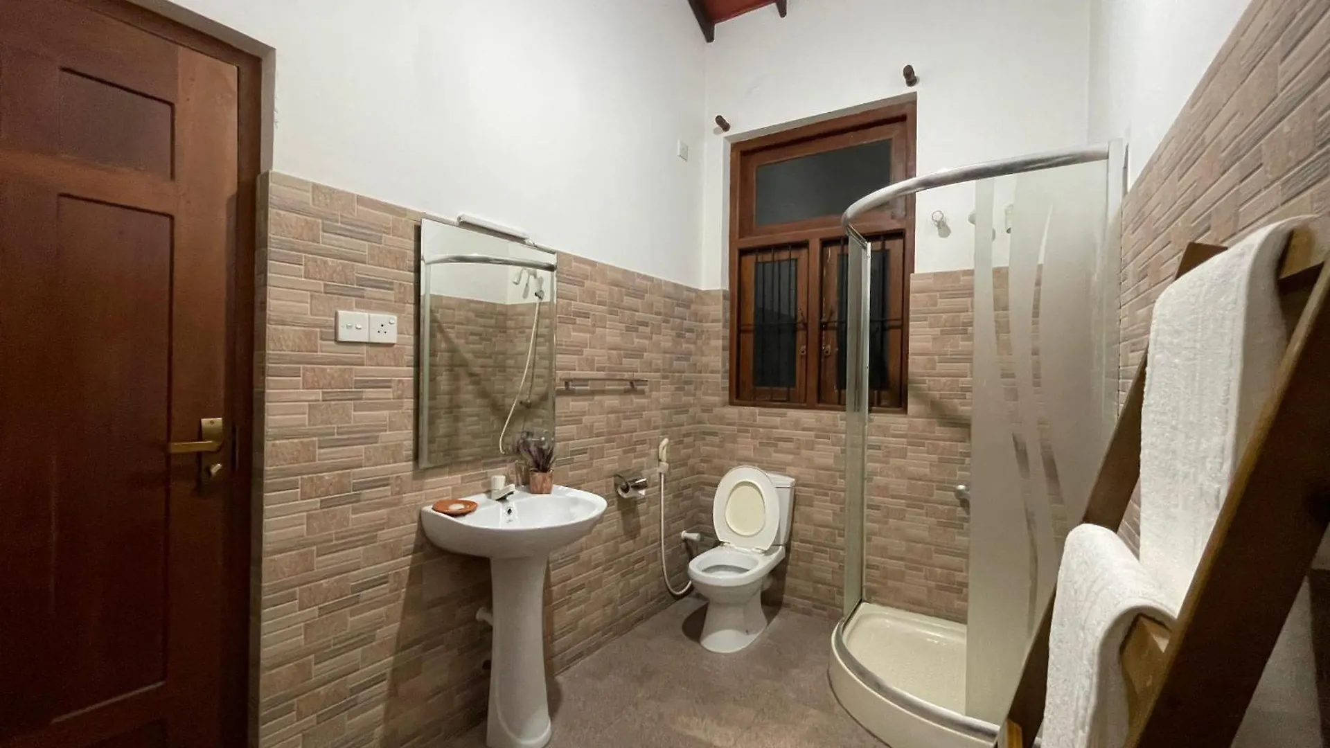 Blissfam Villa & Hostel Negombo